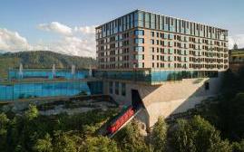 布尔根施托克酒店(Buergenstock Hotel & Alpine Spa)   www.lhw.cn 