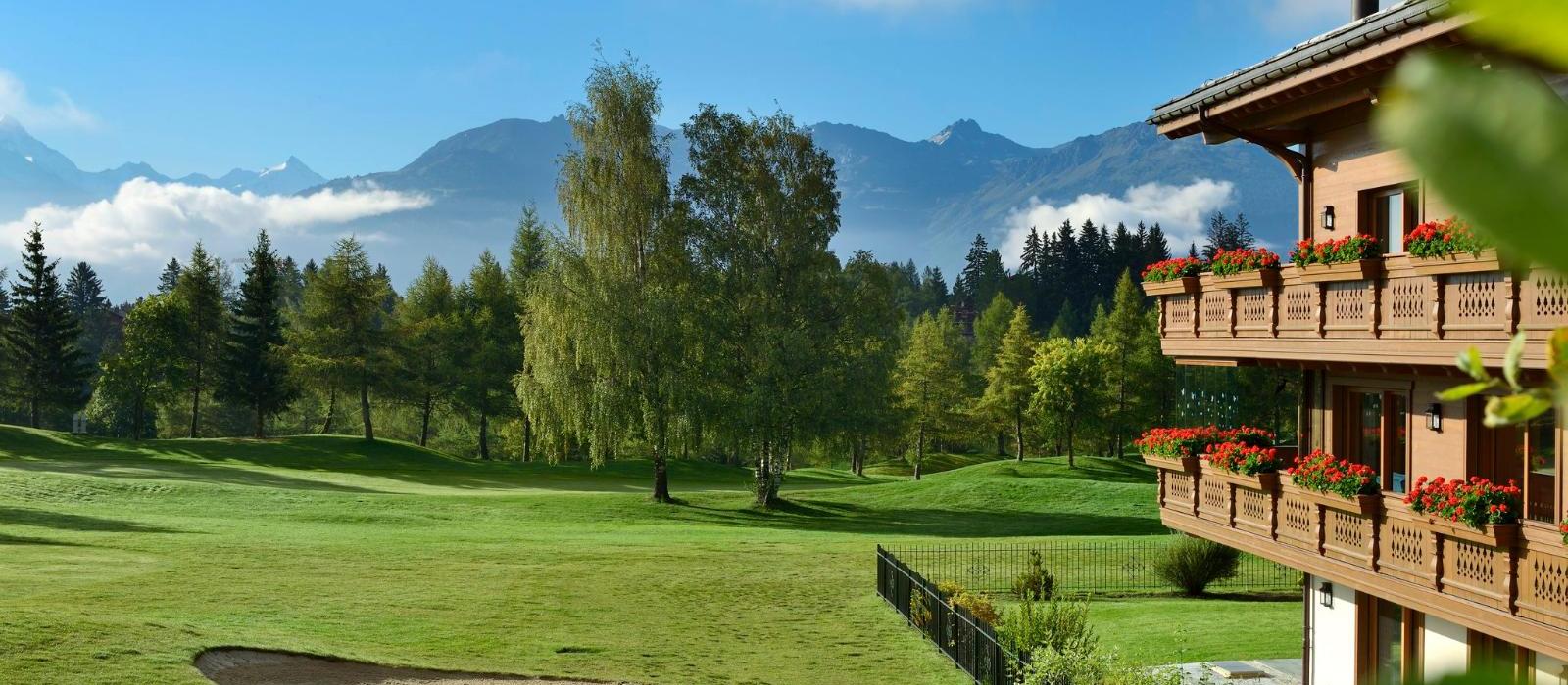 格尔达高尔夫木屋度假酒店及公寓(Guarda Golf Hotel & Residences) 图片  www.lhw.cn