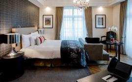 伯尔尼玺威豪酒店(Hotel Schweizerhof Bern & THE SPA)   www.lhw.cn 