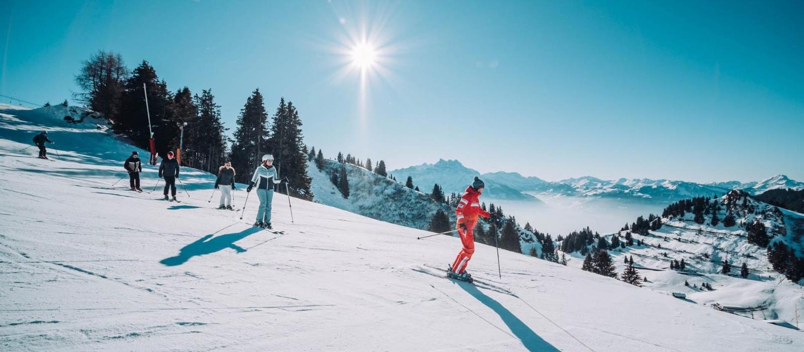 瑞峰木屋水疗度假酒店(Chalet Royalp Hotel & Spa) 图片  www.lhw.cn