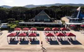 卡拉沙滩度假酒店(Cala Beach Resort)   www.lhw.cn 