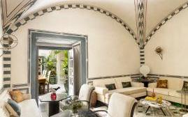 佛罗伦萨珮麗轩酒店(The Place Firenze) www.lhw.cn