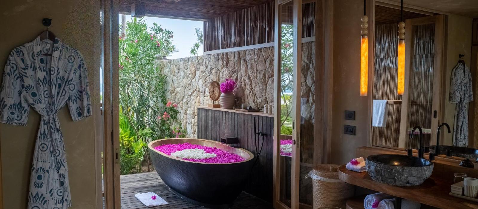 罗地岛尼西酒店管理学院度假酒店(NIHI Rote & Hospitality Academy) 图片  www.lhw.cn