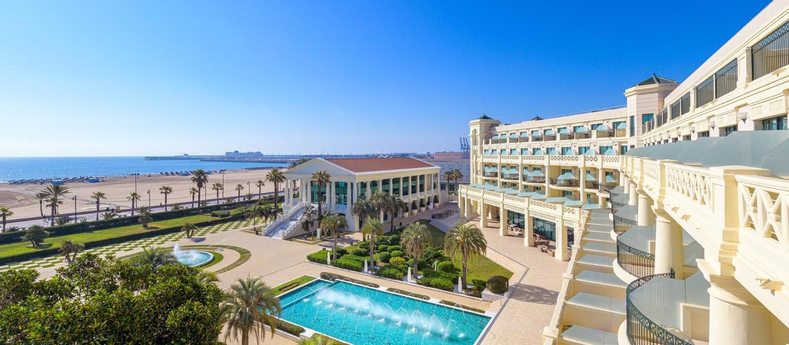 拉斯阿瑞纳斯酒店(Hotel Las Arenas) 图片  www.lhw.cn