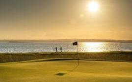 戈尔韦湾山楂庄园酒店(The Hawthorn by Galway Bay)   www.lhw.cn 