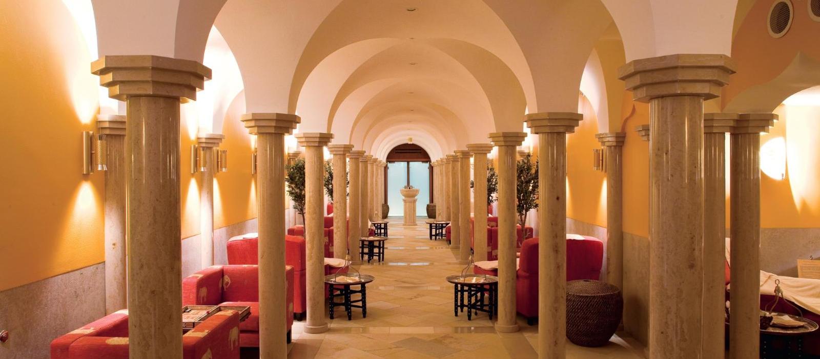 埃尔盟奢华水疗艺术宫殿酒店(Schloss Elmau Luxury Spa Retreat & Cultural Hideaway) 图片  www.lhw.cn