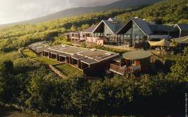 黛岚秘境酒店(Diana Dea Lodge)   www.lhw.cn 