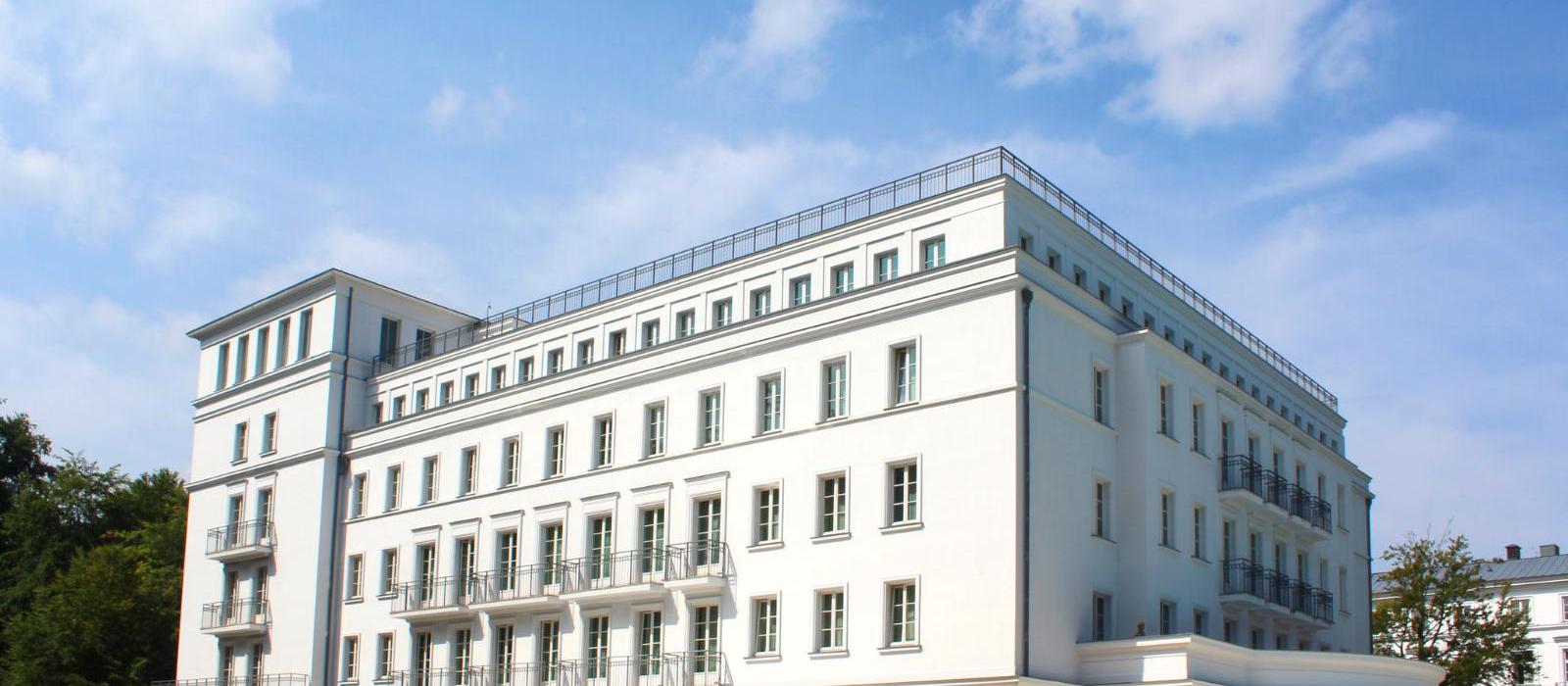 海利根达姆豪华酒店(Grand Hotel Heiligendamm) 图片  www.lhw.cn