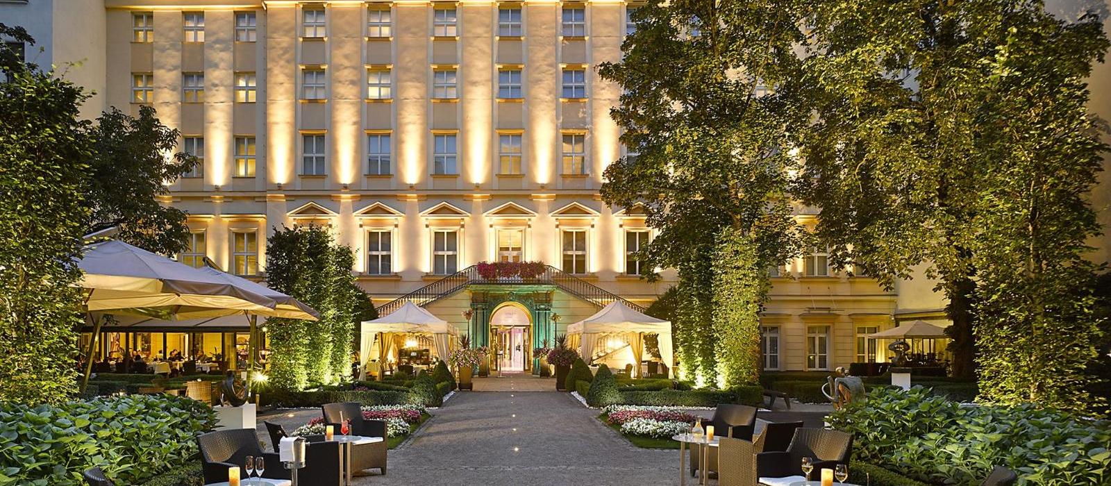 马克豪华大酒店(The Grand Mark Prague) 图片  www.lhw.cn