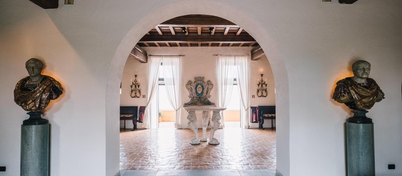拉波斯塔维奇亚别墅酒店(La Posta Vecchia Hotel) 图片  www.lhw.cn