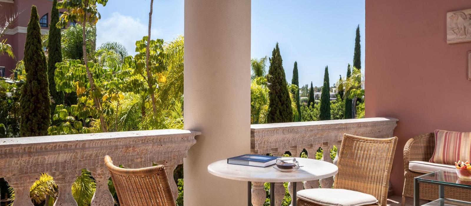 维拉帕蒂纳宫安纳塔拉度假酒店(Anantara Villa Padierna Palace Benahavis Marbella Resort) 图片  www.lhw.cn