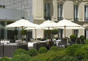 巴黎和法国里维埃拉8日浪漫之旅第1-3天：巴黎巴里耶尔富凯酒店 www.lhw.cn