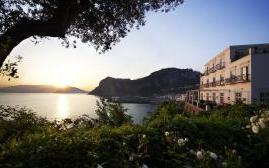 卡普里锦凯酒店(J.K. Place Capri)  www.lhw.cn