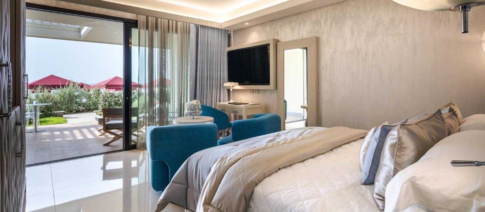 卡拉沙滩度假酒店(Cala Beach Resort) 图片  www.lhw.cn