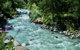 魅峰轩居度假酒店(Le Massif Hotel & Lodge)   www.lhw.cn 