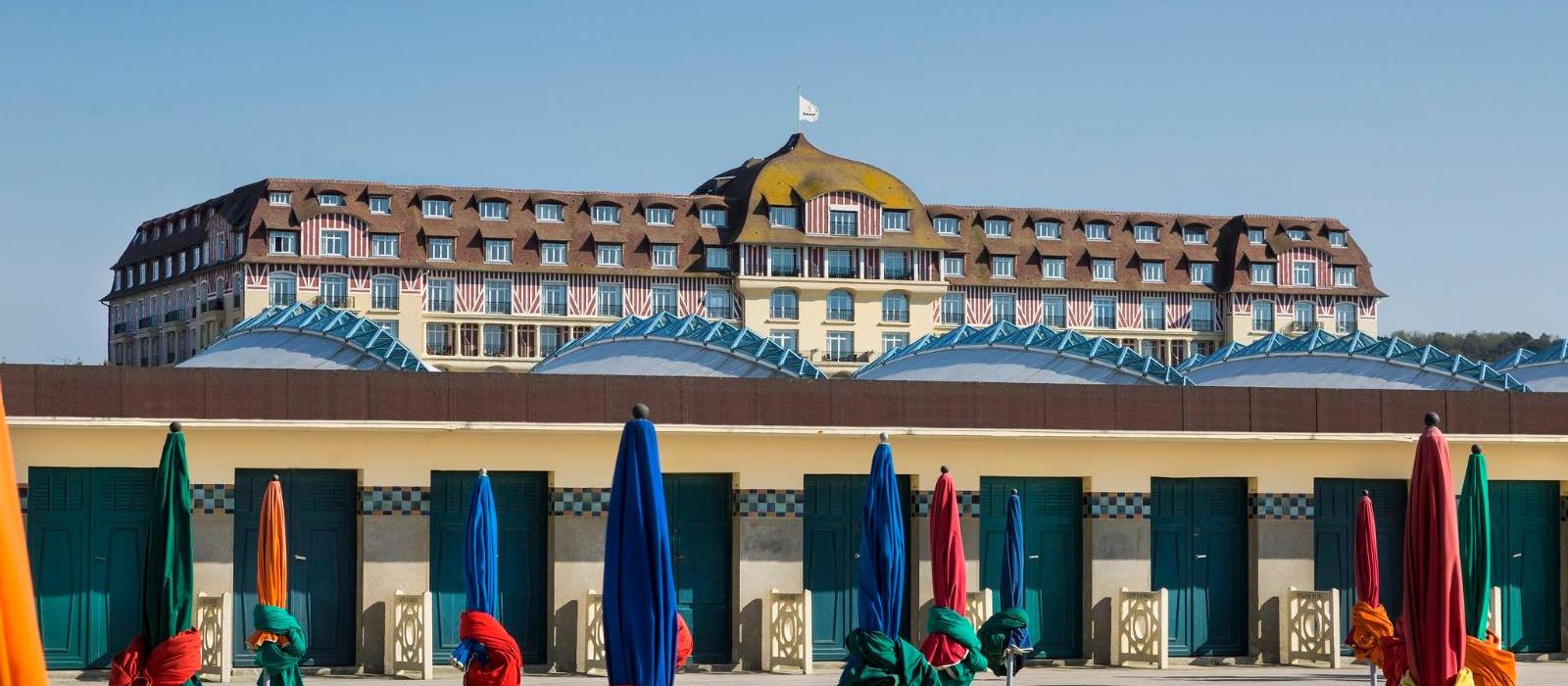 巴赫瑞皇家酒店(Hôtel Barrière Le Royal) 图片  www.lhw.cn