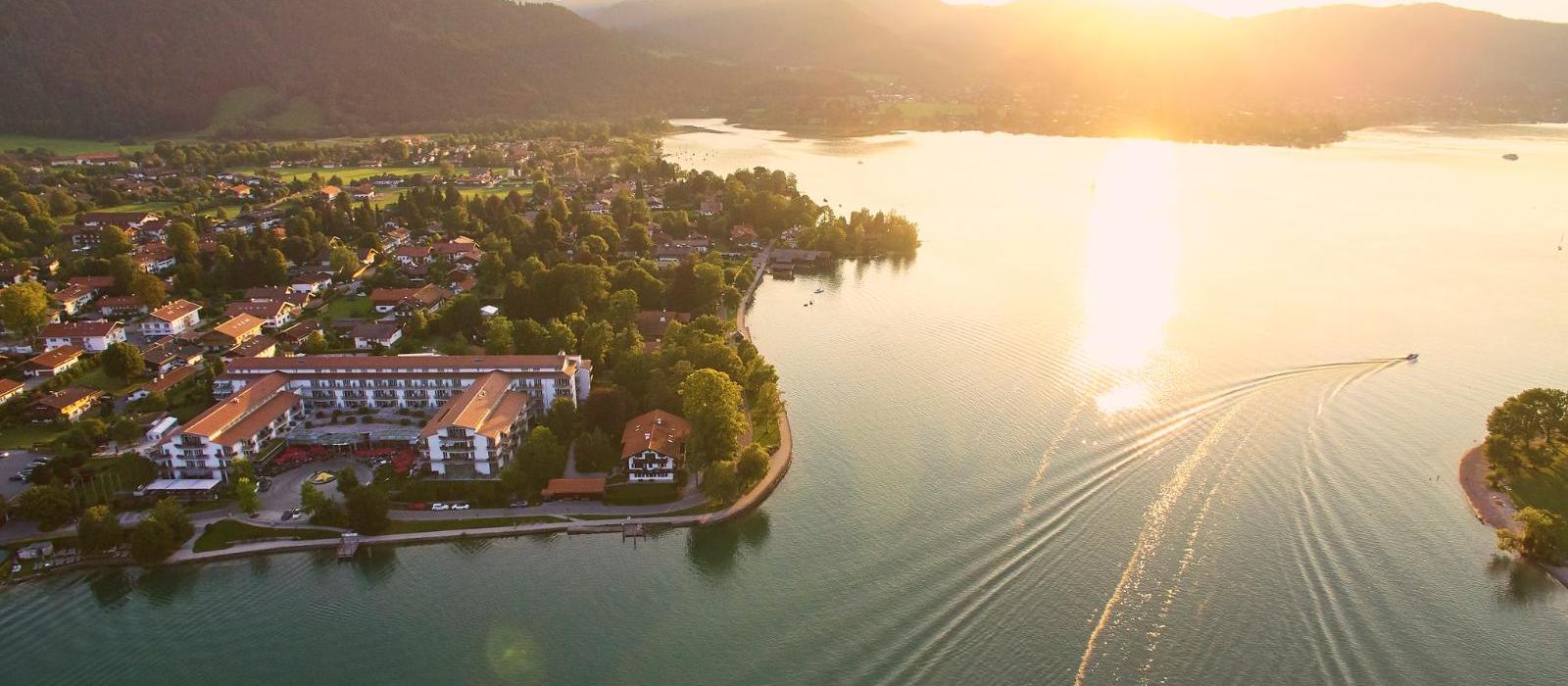 阿尔特霍夫厄贝法赫特湖景酒店(Althoff Seehotel Uberfahrt) 图片  www.lhw.cn