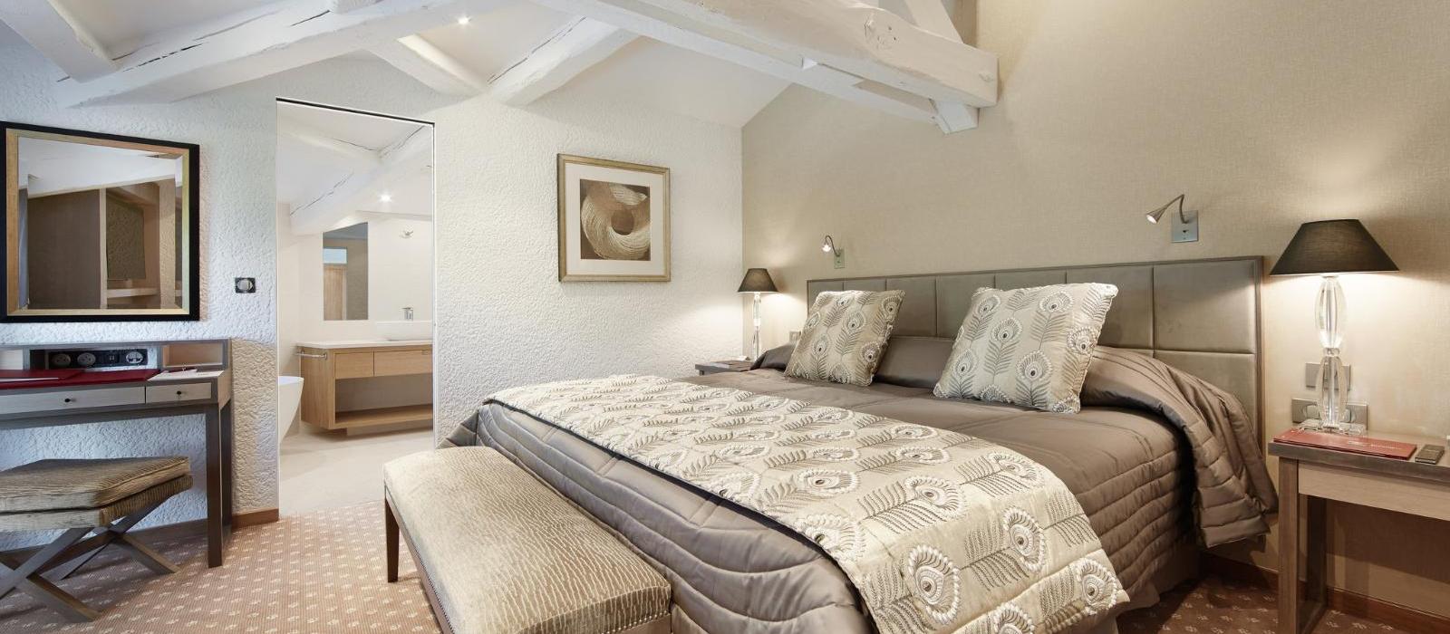 圣特罗佩碧珮乐思酒店(Hotel Byblos Saint-Tropez) 图片  www.lhw.cn
